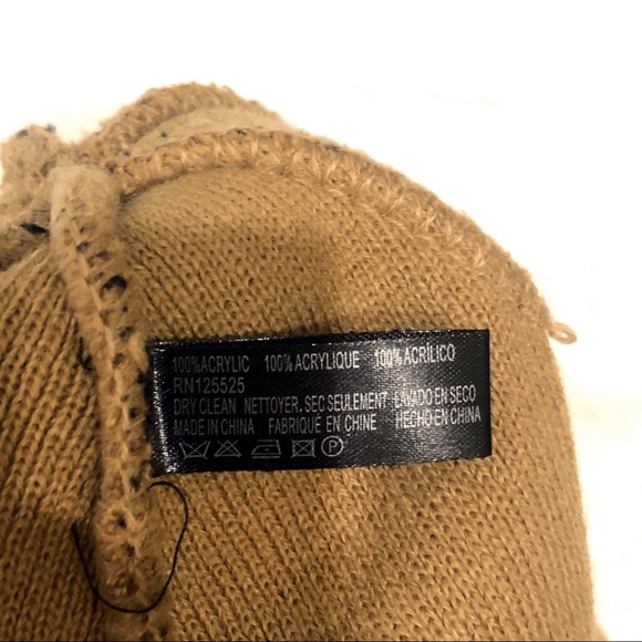 SIMPLYSTEFX Leopard Pom Beanie - Picture 3 of 3